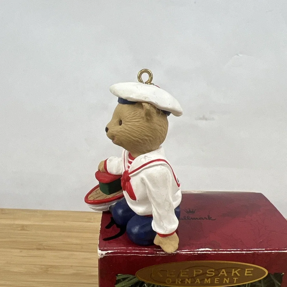 Hallmark keepsake ornament